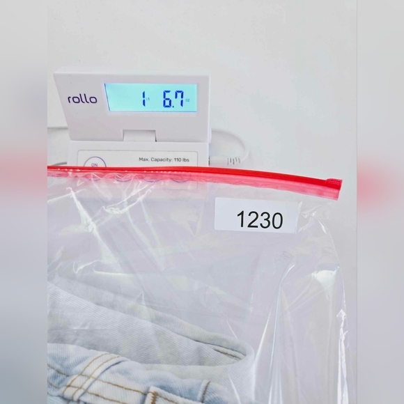 Levi's Wedgie Skinny Light Wash Size 32 Jeans - Picture 13 of 15